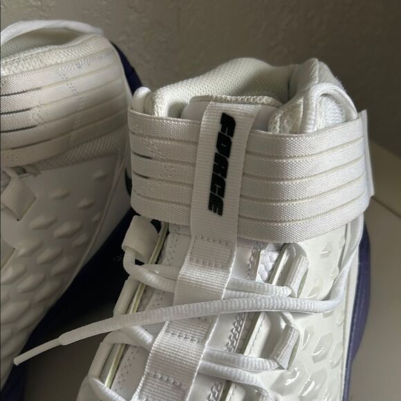 Nike White and Purple Men\'s Cleats main image 4